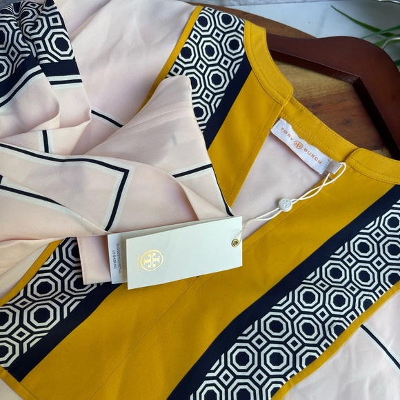 TORY BURCH aston tunic ballet pink octagon square scarf Size Small New w tags - Picture 8 of 10